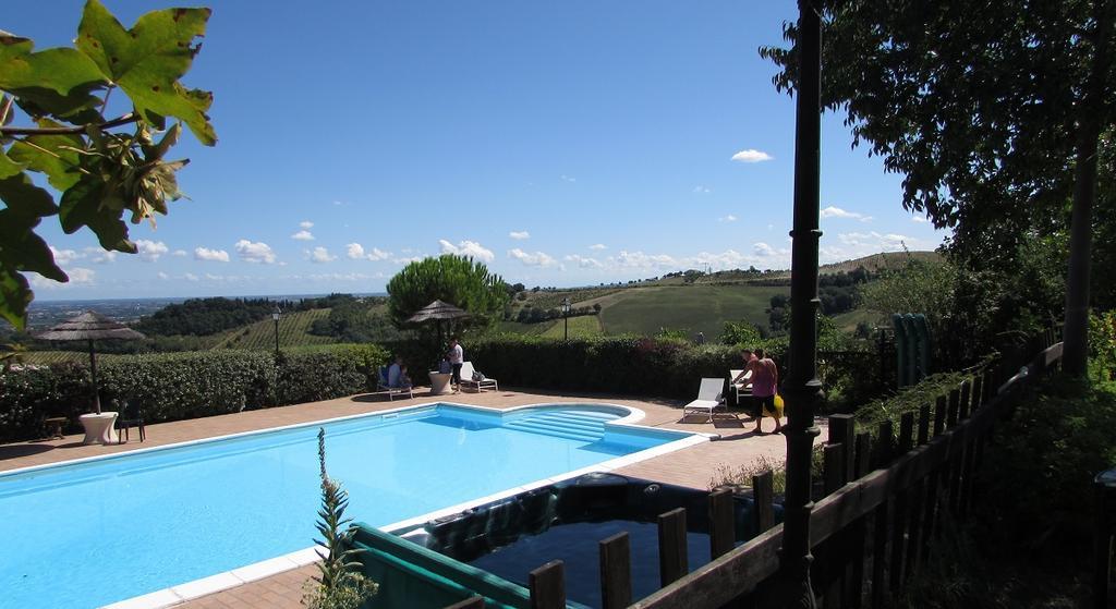 Agriturismo Ca'De'Gatti Faenza Bilik gambar